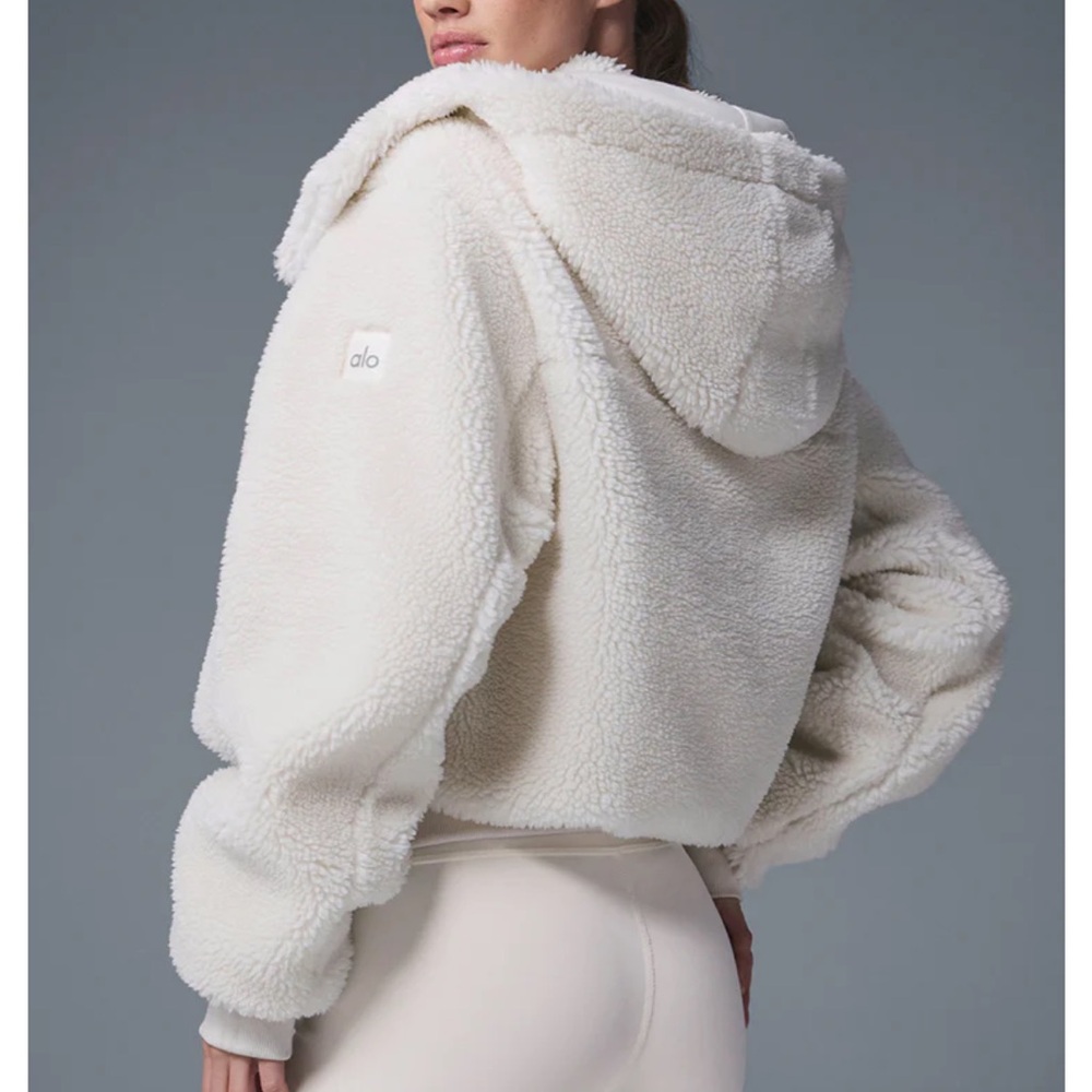 Alo Foxy Sherpa Jacket — Ivory, XS, NWOT
